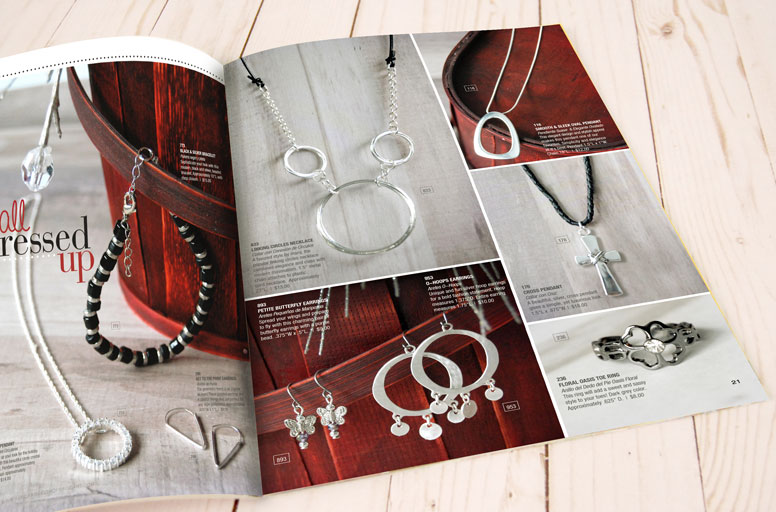 Holiday Wishes Spread 4